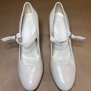 Apostrophe Women’s Vintage White Leather Almond Toe Marie Jane Heels 8.5 M